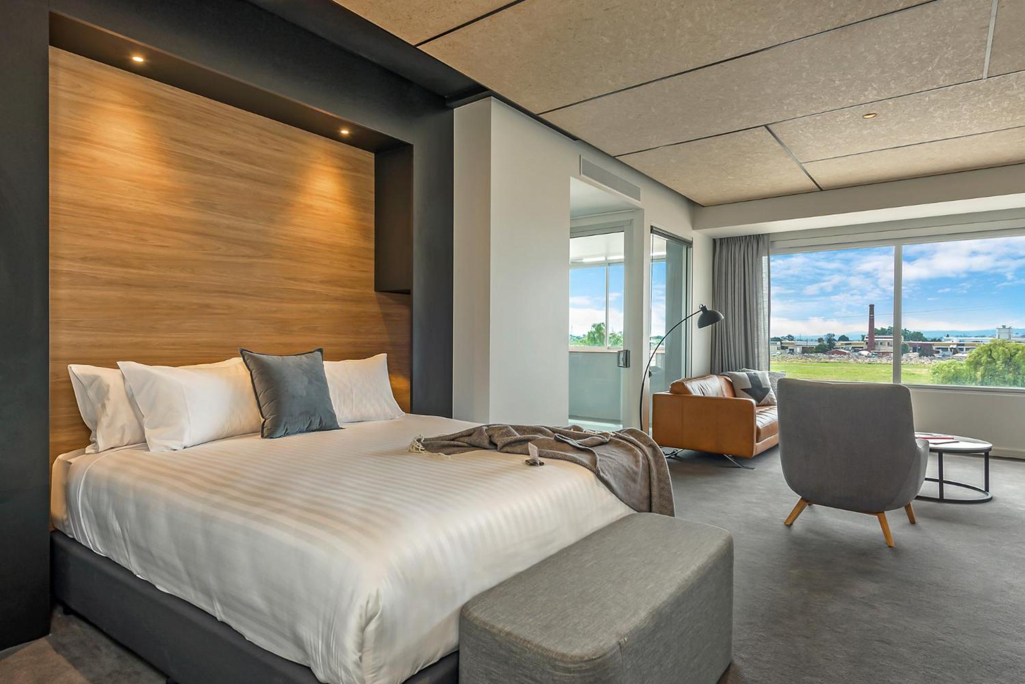 Peppers Silo Hotell Launceston Rom bilde A bedroom at the hotel
