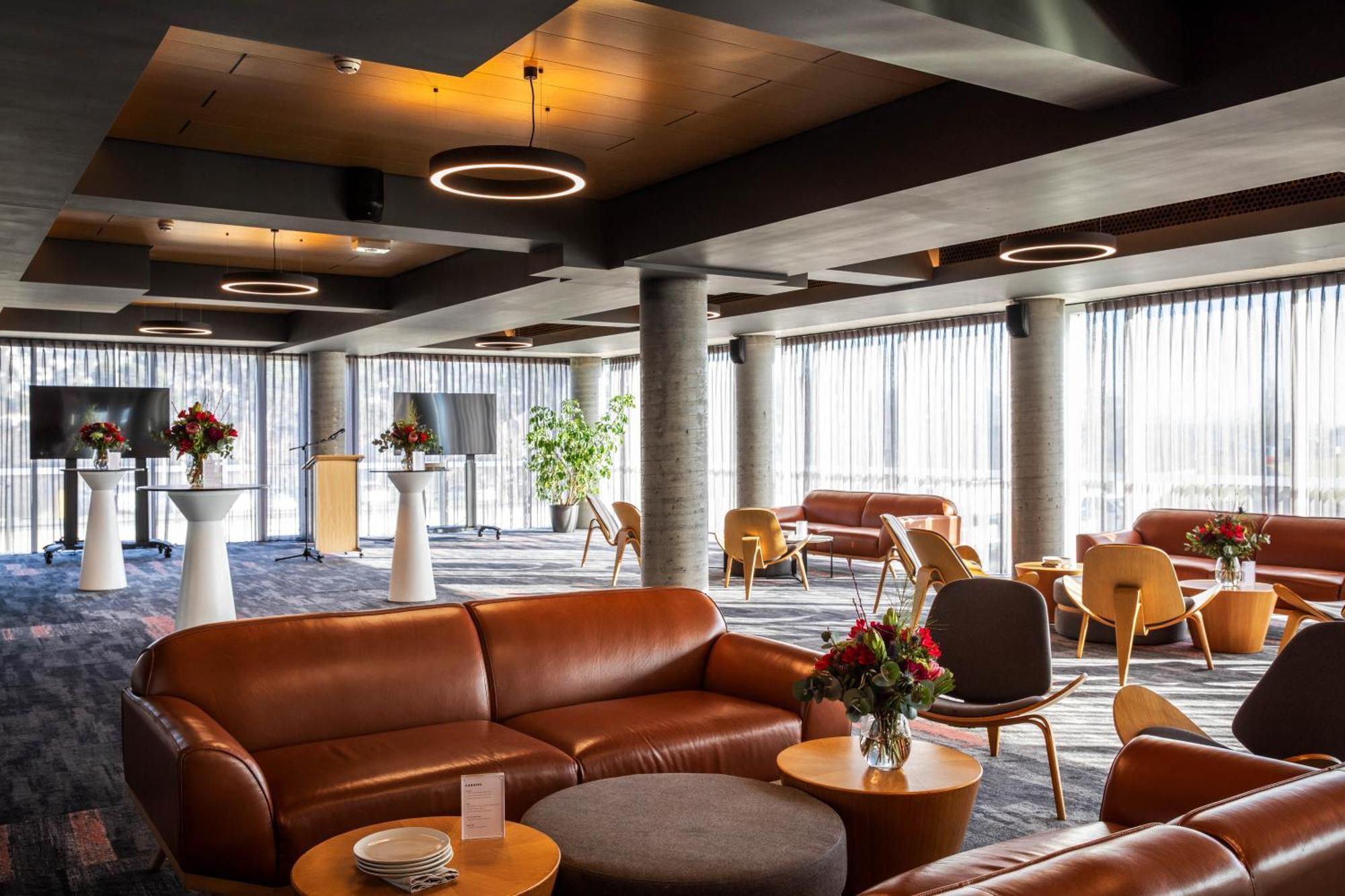 Peppers Silo Hotell Launceston Eksteriør bilde The lounge at the airport