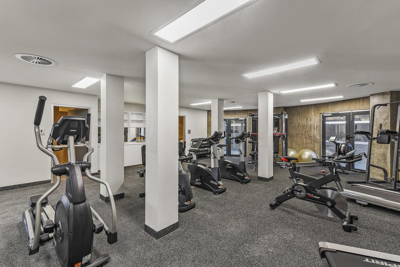 Peppers Silo Hotell Launceston Eksteriør bilde The gym at the hotel