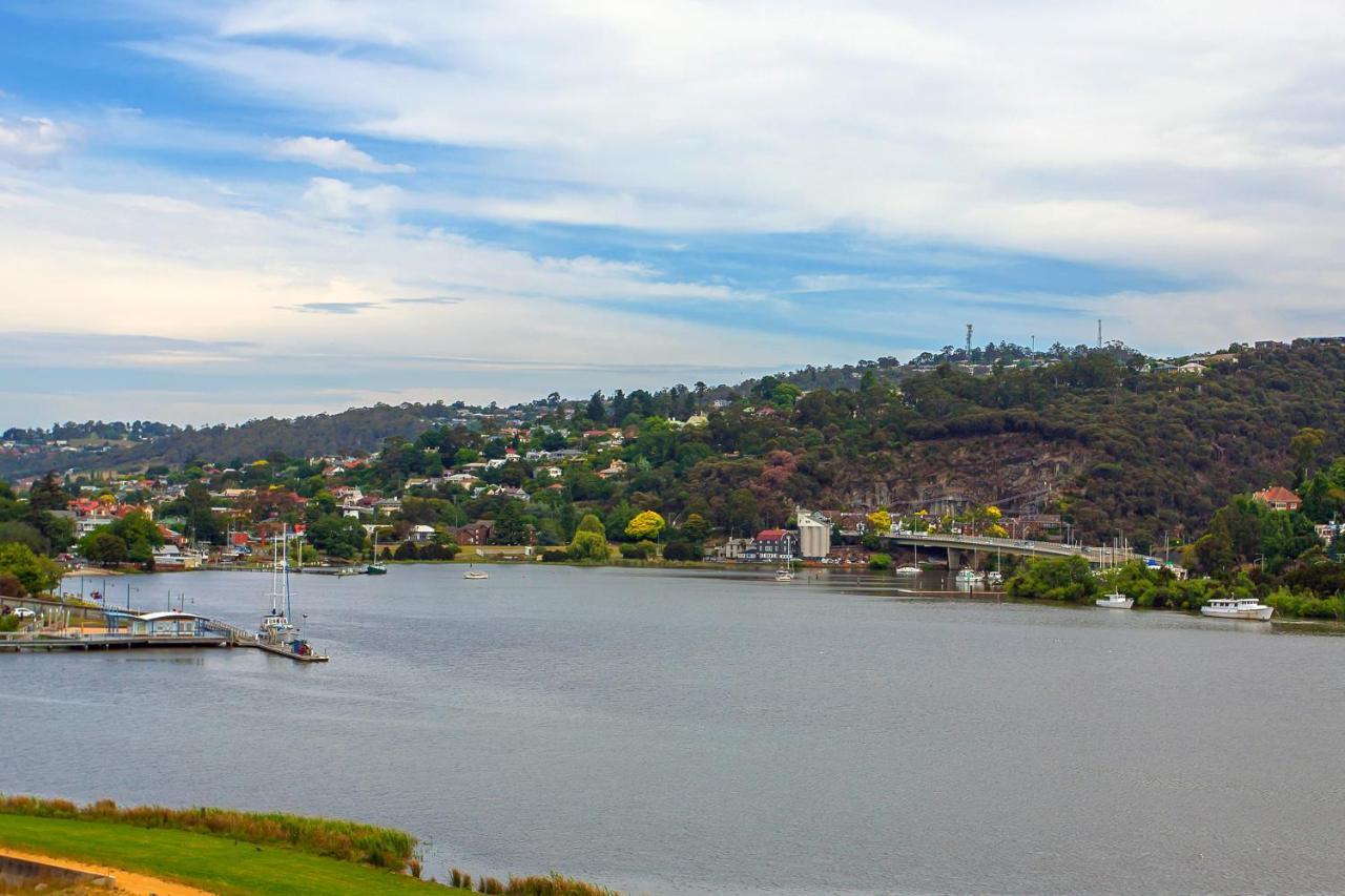Peppers Silo Hotell Launceston Rom bilde View of the Swan River from the Perth Hills